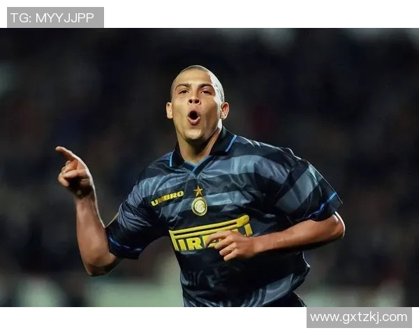 足球历史各代球星排名榜揭晓 看看谁是最伟大的足球传奇